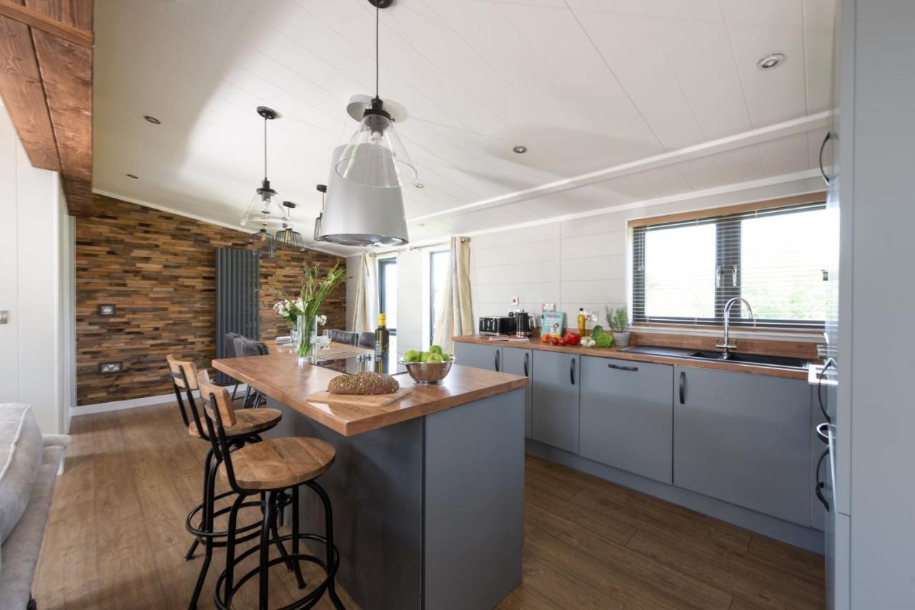 Primrose Lodge, 25 Roadford Lake Lodges Lifton Zewnętrze zdjęcie